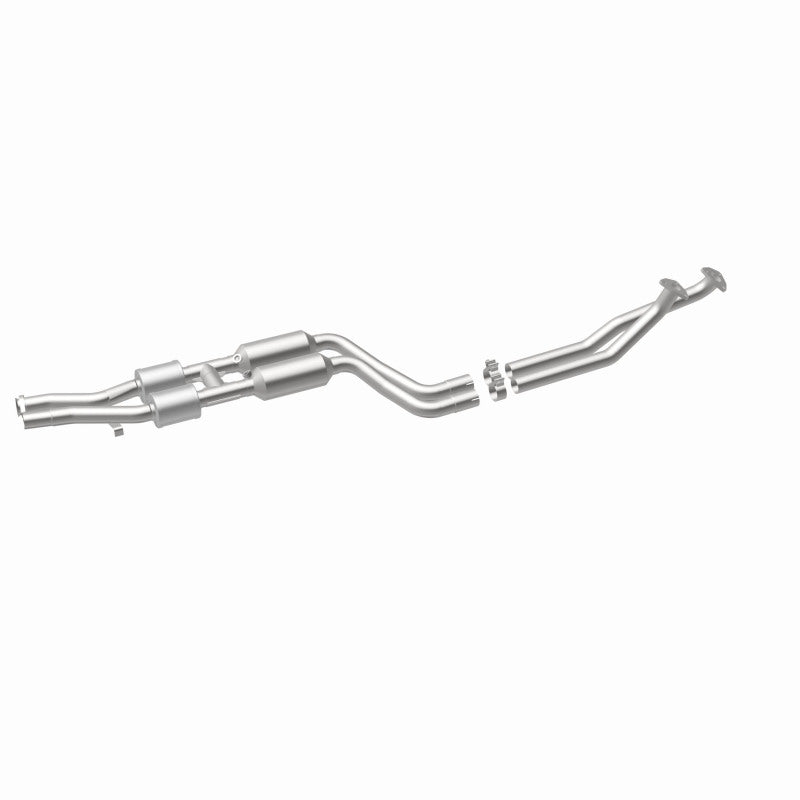 MagnaFlow BMW HM Grade Federal / EPA Compliant Direct-Fit Catalytic Converter 24021 360 Degree Image Set