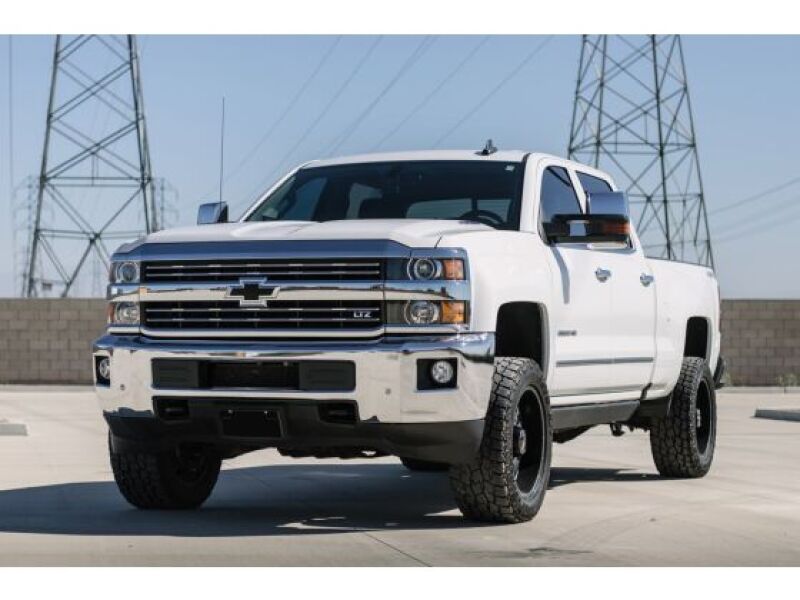 Cognito 11-19 Chevy/GMC Silv/Sierra 2500/3500 HD 2WD/4WD 3in Perf Leveling Kit w/ Fox PS 2.0 IFP 110-P0928 110-P0928 Photo - lifestyle view