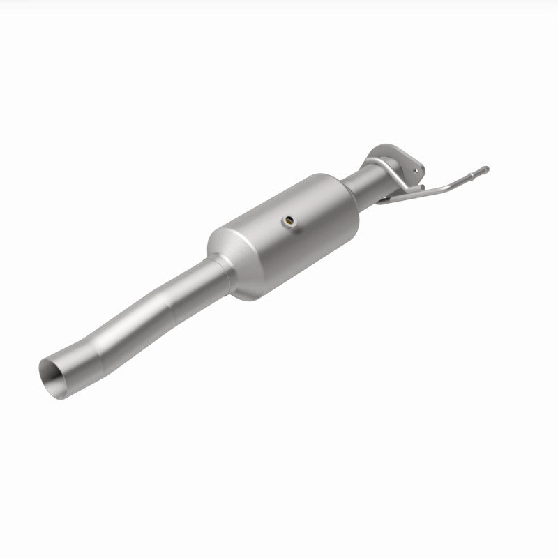 Magnaflow 18-19 Ford F-450 Super Duty V10 6.8L Underbody Direct Fit Catalytic Converter 280439 280439 360 Degree Image Set