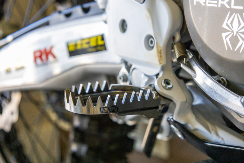 ProTaper Pro Taper 17-22 KTM/GasGas/Husky Titanium Footpegs 022150 022150 User 1