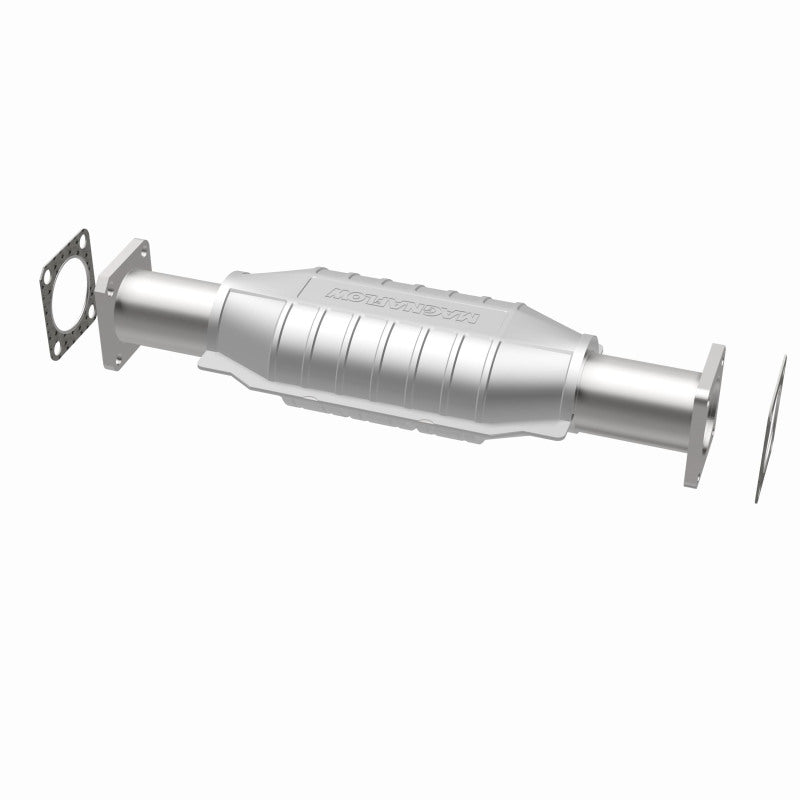 MagnaFlow Isuzu Standard Grade Federal / EPA Compliant Direct-Fit Catalytic Converter 23657 360 Degree Image Set