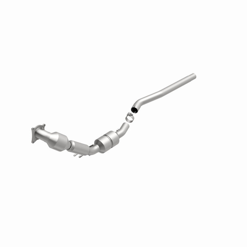 MagnaFlow Volkswagen Passat OEM Grade Federal / EPA Compliant Direct-Fit Catalytic Converter 51361 360 Degree Image Set