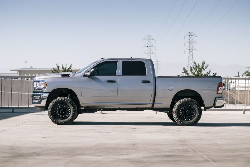 Cognito 14-24 RAM 2500 4WD 3in Performance Leveling Kit w/ Fox PS 2.0 IFP Shocks 115-P0944 115-P0944 Photo - lifestyle view