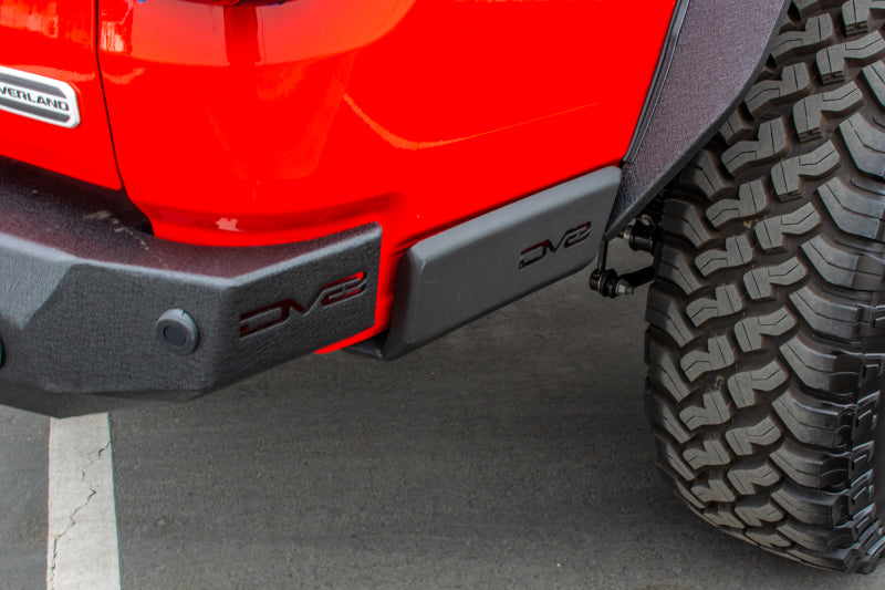 DV8 Offroad 2019+ Jeep Gladiator Bedside Sliders SRGL-01 SRGL-01 Photo - Close Up
