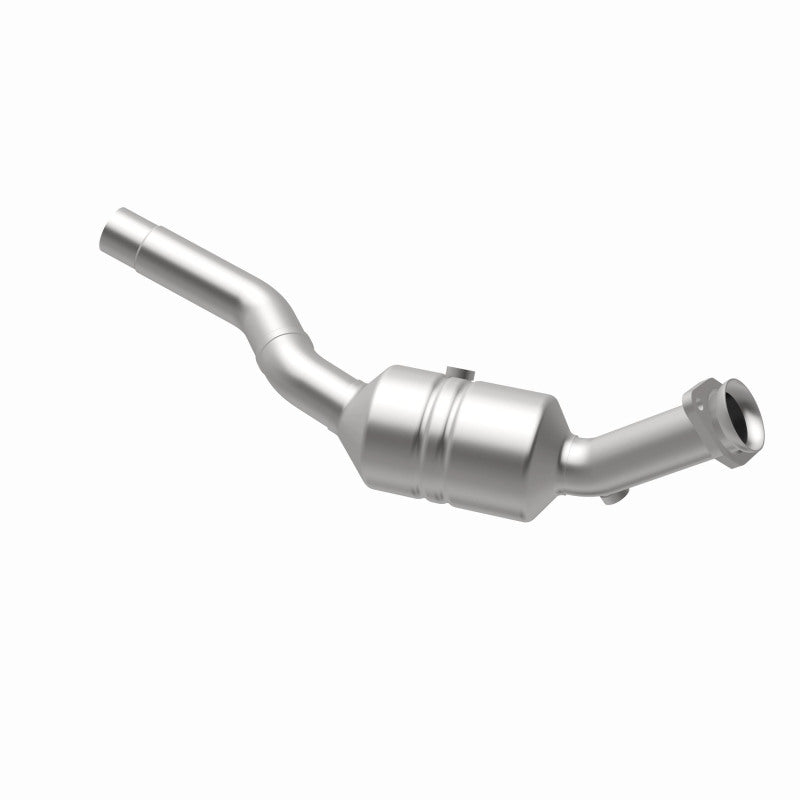MagnaFlow Jaguar California Grade CARB Compliant Direct-Fit Catalytic Converter 5461948 360 Degree Image Set
