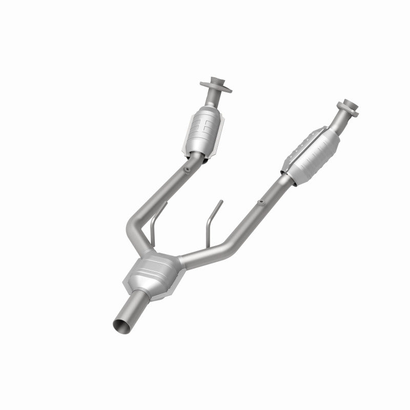 MagnaFlow California Grade CARB Compliant Direct-Fit Catalytic Converter 444080 360 Degree Image Set