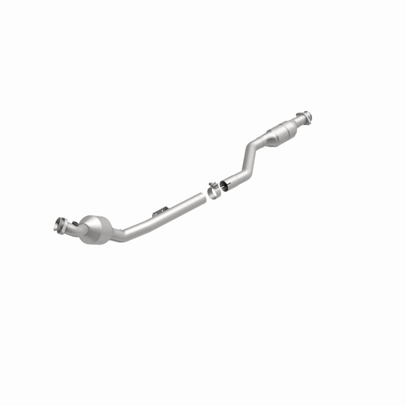 MagnaFlow Mercedes-Benz E430 OEM Grade Federal / EPA Compliant Direct-Fit Catalytic Converter 51628 360 Degree Image Set