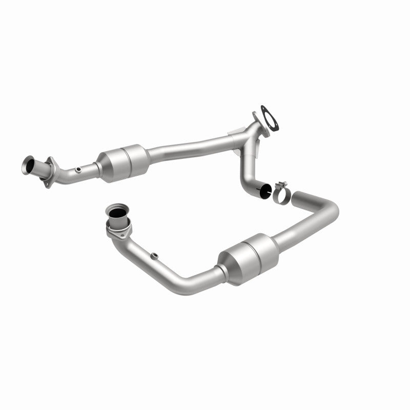 MagnaFlow Ford OEM Grade Federal / EPA Compliant Direct-Fit Catalytic Converter 51378 360 Degree Image Set