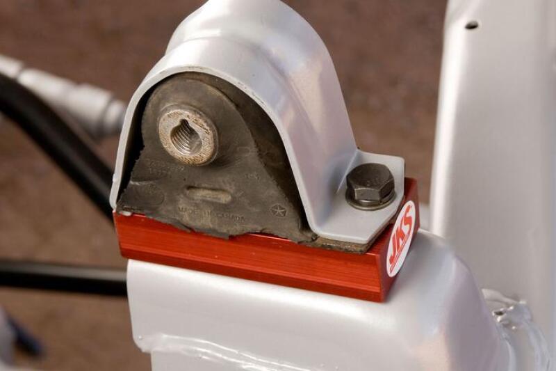 JKS Manufacturing Jeep Wrangler IJ/TJ Budget Motor Mount Lift JKS8100 JKS8100 Photo - Mounted