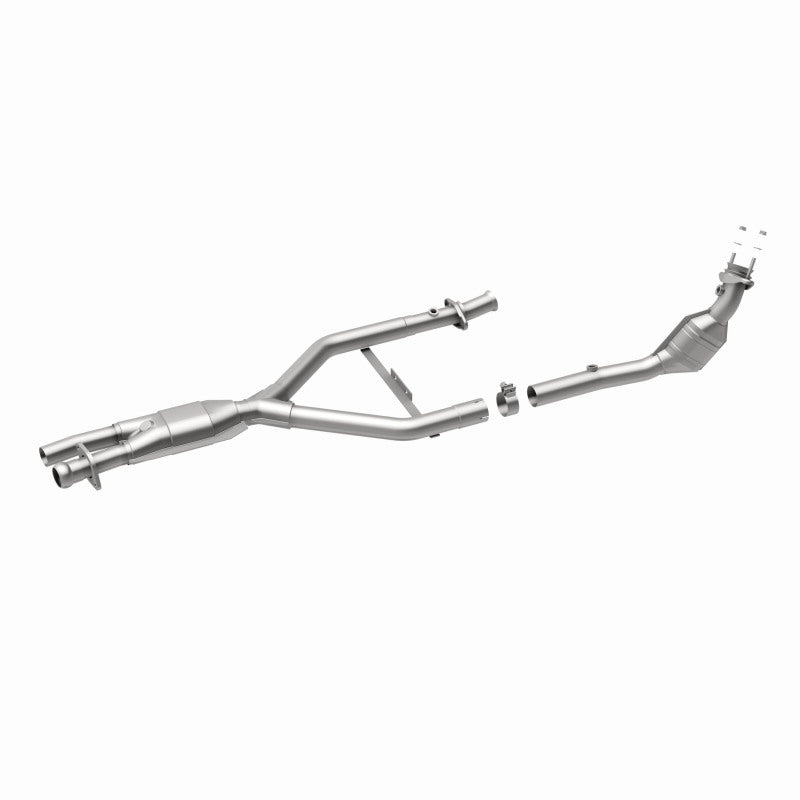 MagnaFlow California Grade CARB Compliant Direct-Fit Catalytic Converter 444014 360 Degree Image Set