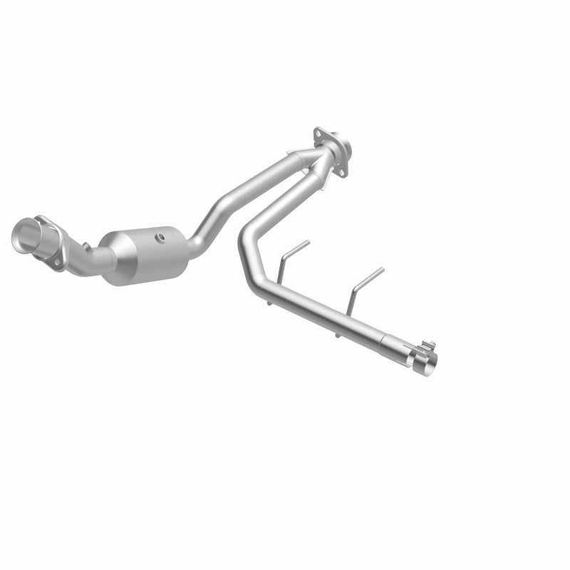 Magnaflow 18-20 Ford F-150 V6 3.3L Right Underbody Direct-Fit Catalytic Converter 280224 280224 360 Degree Image Set