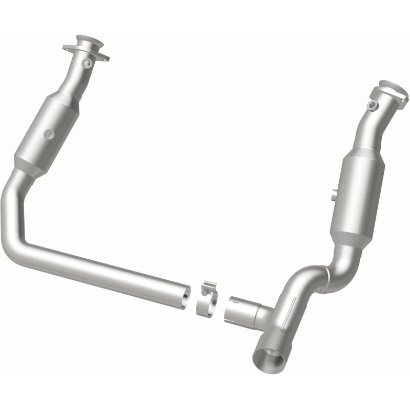 MagnaFlow California Grade CARB Compliant Direct-Fit Catalytic Converter 5551665 Photo - out of package