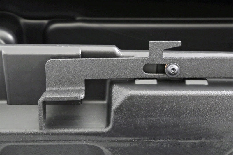 Dee Zee Deezee Universal Tool Box - Specialty Crossover Toolbox Plastic Mid Size DZ6163P DZ6163P Photo - Unmounted