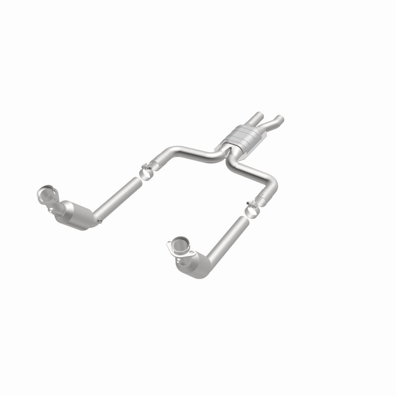 MagnaFlow California Grade CARB Compliant Direct-Fit Catalytic Converter 4561082 360 Degree Image Set