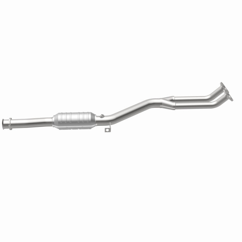 MagnaFlow BMW Standard Grade Federal / EPA Compliant Direct-Fit Catalytic Converter 93684 360 Degree Image Set