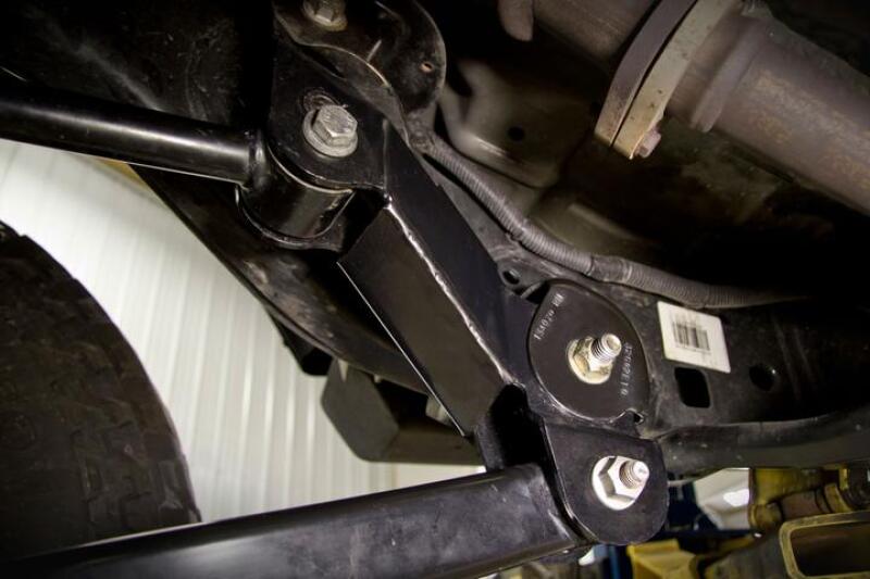 JKS Manufacturing 18-21 Jeep Wrangler JL Control Arm Correction Brackets 2-4.5in Lift JKS6201 JKS6201 Photo - Mounted