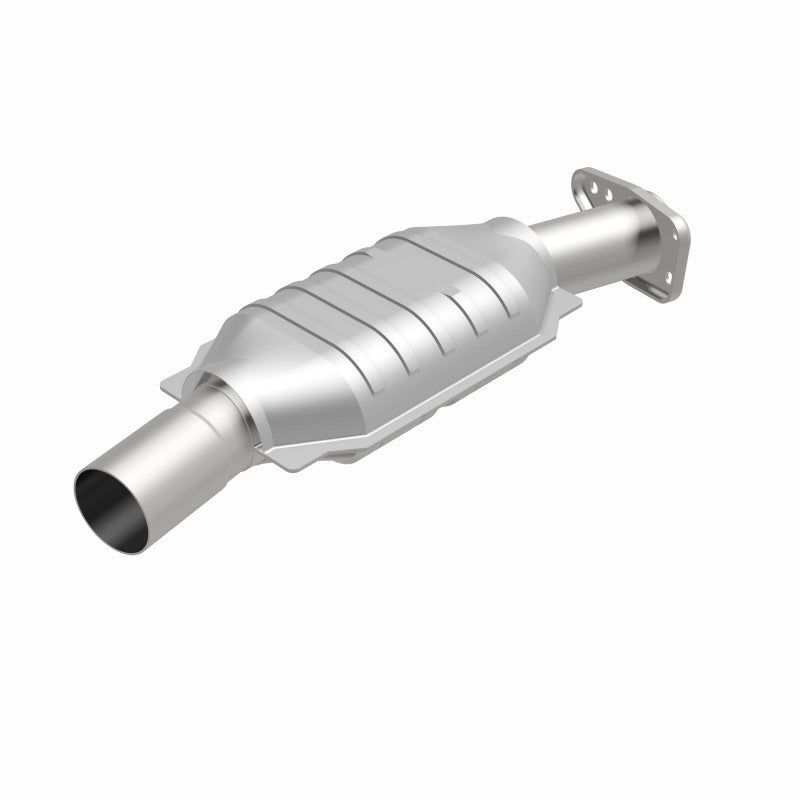 MagnaFlow Standard Grade Federal / EPA Compliant Direct-Fit Catalytic Converter 93431 360 Degree Image Set