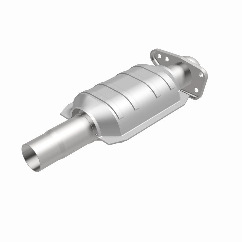 MagnaFlow Standard Grade Federal / EPA Compliant Direct-Fit Catalytic Converter 23496 360 Degree Image Set