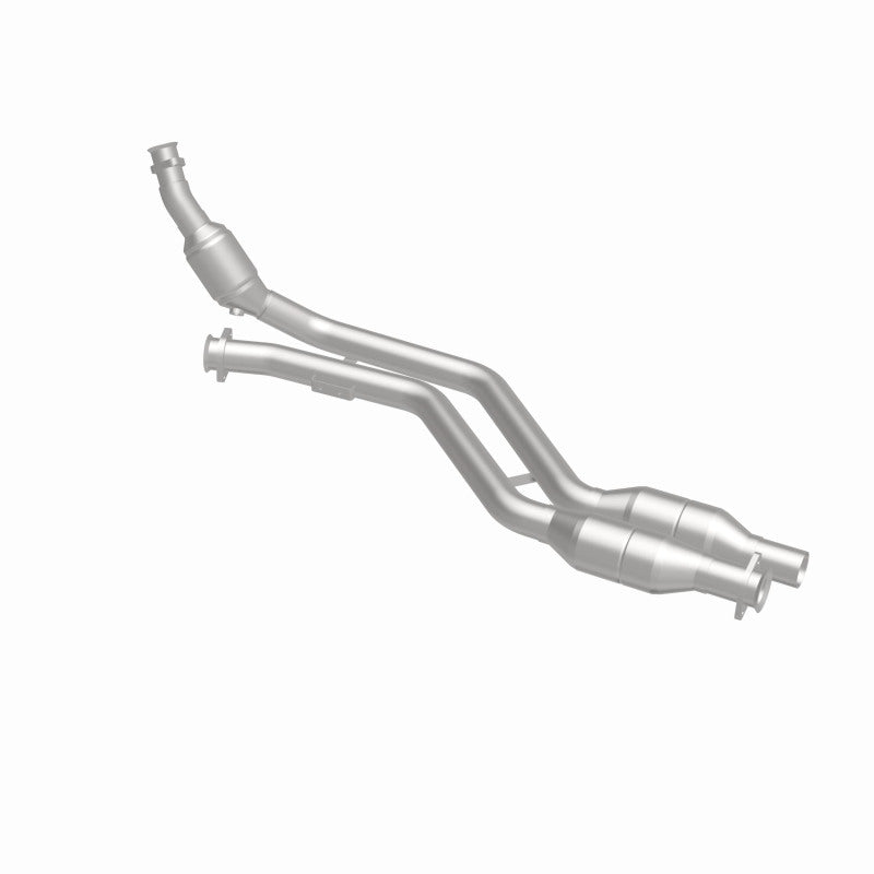 MagnaFlow Mercedes-Benz CLK430 California Grade CARB Compliant Direct-Fit Catalytic Converter 454022 360 Degree Image Set