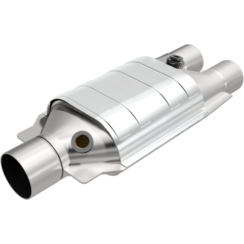 MagnaFlow HM Grade Federal / EPA Compliant Universal Catalytic Converter 99067HM Photo - Primary