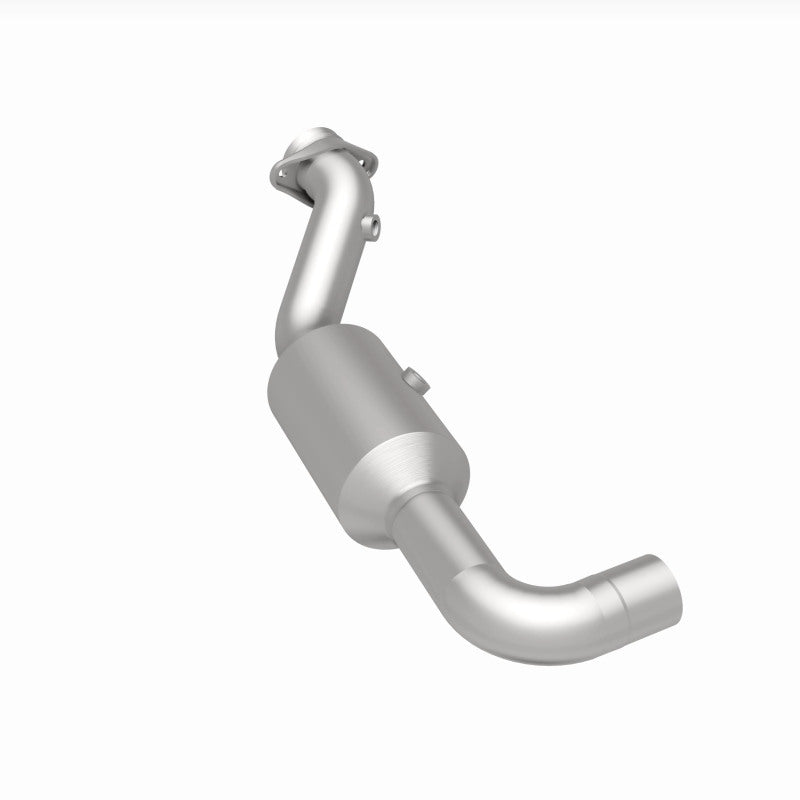 Magnaflow 18-21 Ford Expedition Left Underbody 3.5L Direct Fit Catalytic Converter 280218 280218 360 Degree Image Set