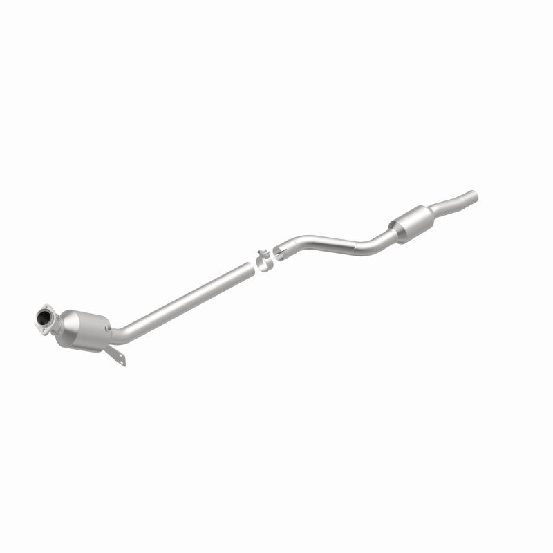 MagnaFlow Mercedes-Benz C350 California Grade CARB Compliant Direct-Fit Catalytic Converter 5561448 360 Degree Image Set