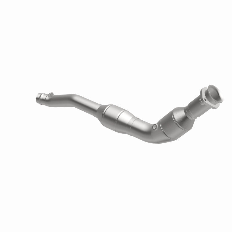 MagnaFlow Land Rover LR4 OEM Grade Federal / EPA Compliant Direct-Fit Catalytic Converter 21-717 360 Degree Image Set