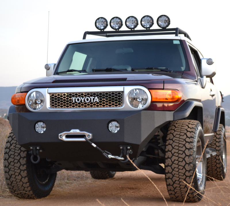 Body Armor 4x4 07-14 Toyota FJ Cruiser Pro Series Front Winch Bumper FJ-19336 FJ-19336 Photo - lifestyle view