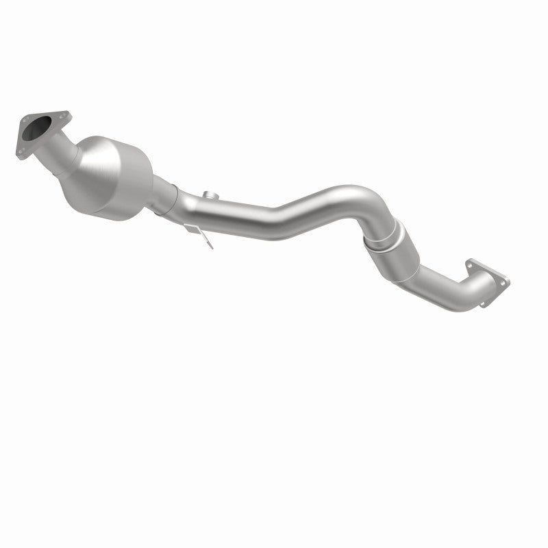 MagnaFlow OEM Grade Federal / EPA Compliant Direct-Fit Catalytic Converter 51943 360 Degree Image Set