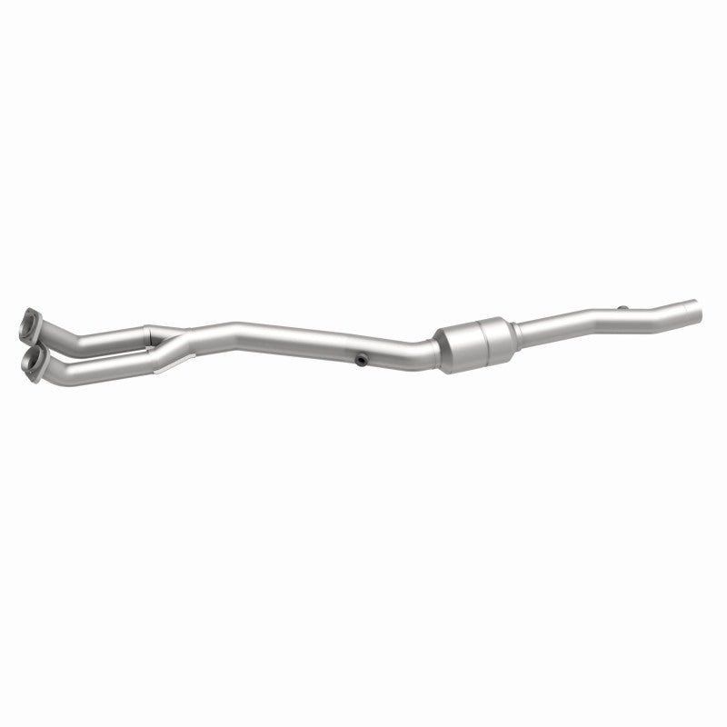 MagnaFlow BMW 840Ci HM Grade Federal / EPA Compliant Direct-Fit Catalytic Converter 24131 360 Degree Image Set