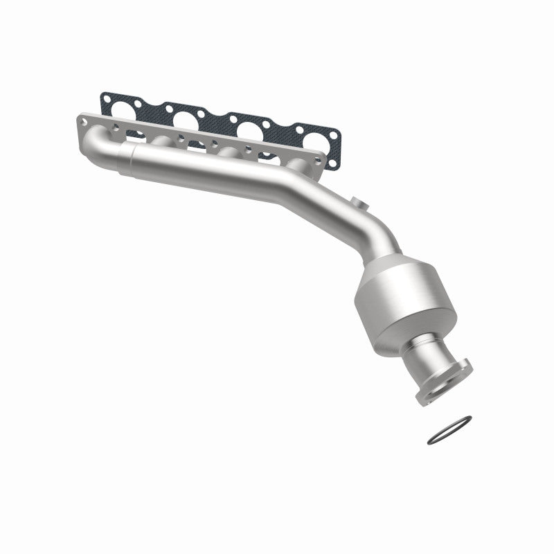 MagnaFlow Infiniti OEM Grade Federal / EPA Compliant Manifold Catalytic Converter 52424 360 Degree Image Set