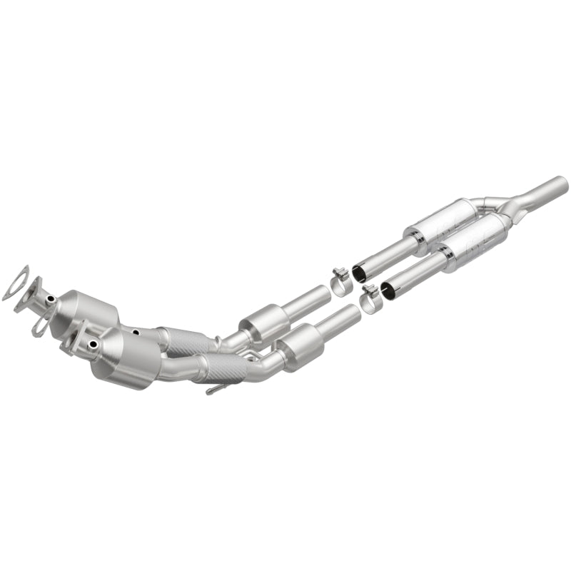 MagnaFlow Volkswagen Passat OEM Grade Federal / EPA Compliant Direct-Fit Catalytic Converter 52938 Photo - Primary