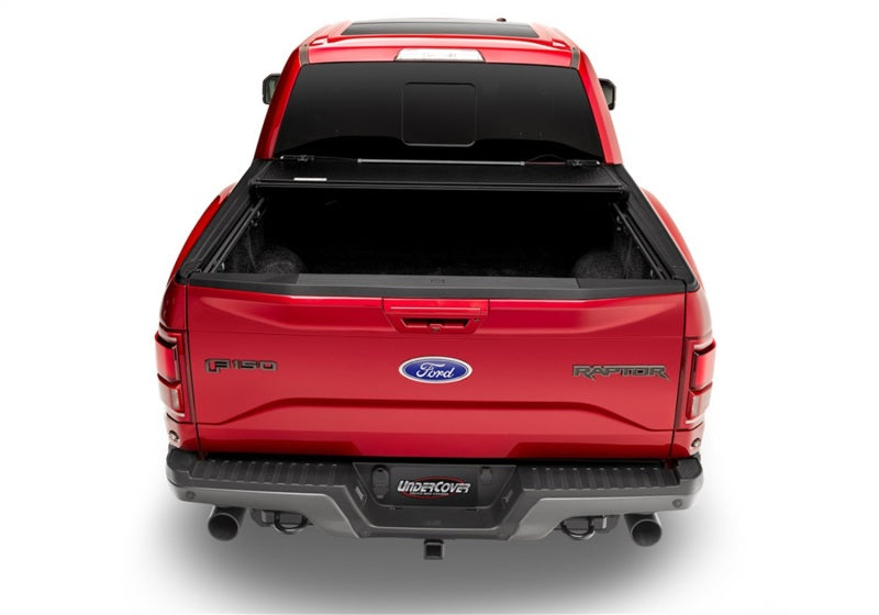 Undercover Tonneau Cover AX82000 Photo - Mounted