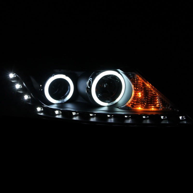 Anzo 2011-2013 Kia Sorento Projector Headlights w/ Halo Chrome (CCFL) 111249 Photo - Mounted