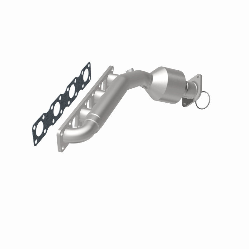 MagnaFlow Infiniti OEM Grade Federal / EPA Compliant Manifold Catalytic Converter 52424 360 Degree Image Set