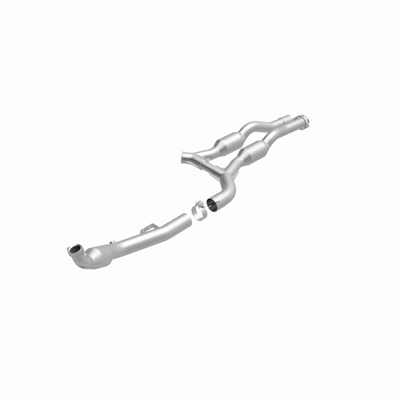 MagnaFlow Mercedes-Benz HM Grade Federal / EPA Compliant Direct-Fit Catalytic Converter 24334 360 Degree Image Set