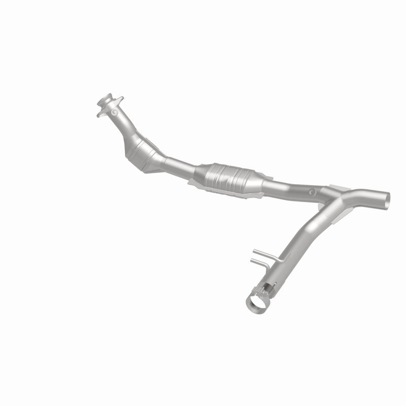 MagnaFlow Ford F-150 HM Grade Federal / EPA Compliant Direct-Fit Catalytic Converter 93397 360 Degree Image Set