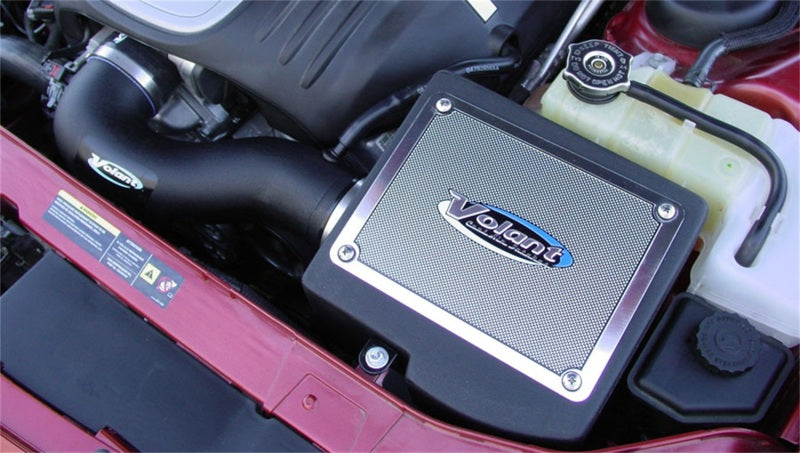Volant 04-10 Chrysler 300 C 5.7 V8 Pro5 Closed Box Air Intake System 16857152 Photo - Mounted