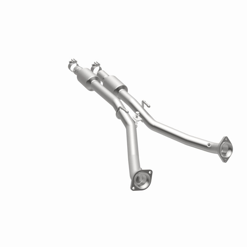 MagnaFlow Cadillac CTS OEM Grade Federal / EPA Compliant Direct-Fit Catalytic Converter 52969 360 Degree Image Set
