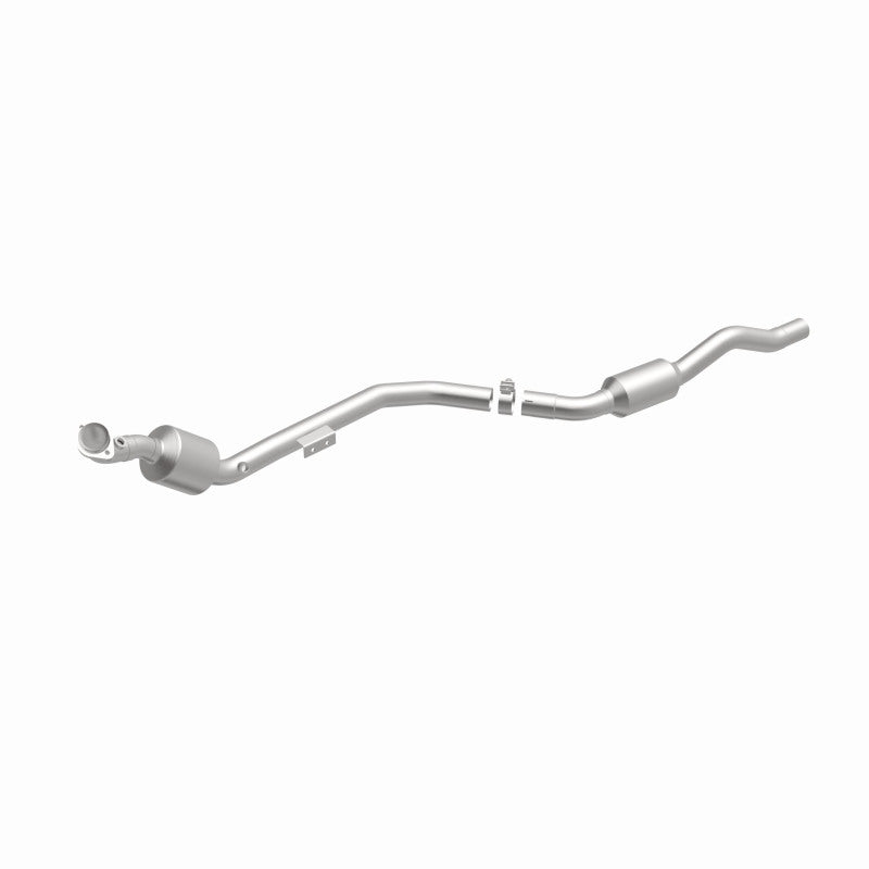 MagnaFlow Mercedes-Benz E350 OEM Grade Federal / EPA Compliant Direct-Fit Catalytic Converter 51645 360 Degree Image Set