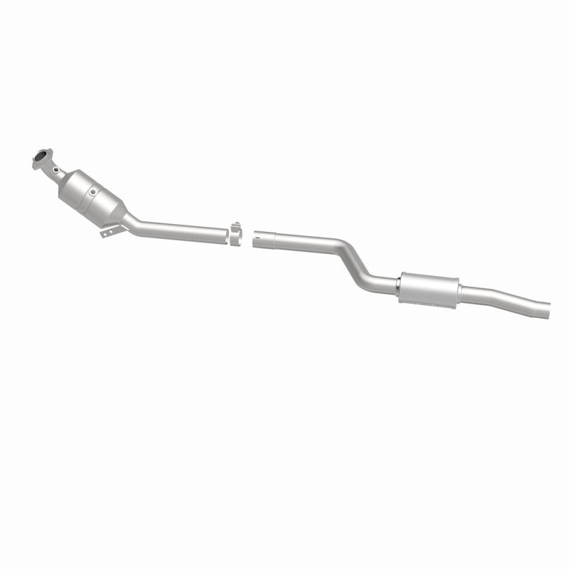 MagnaFlow Mercedes-Benz California Grade CARB Compliant Direct-Fit Catalytic Converter 5561919 360 Degree Image Set