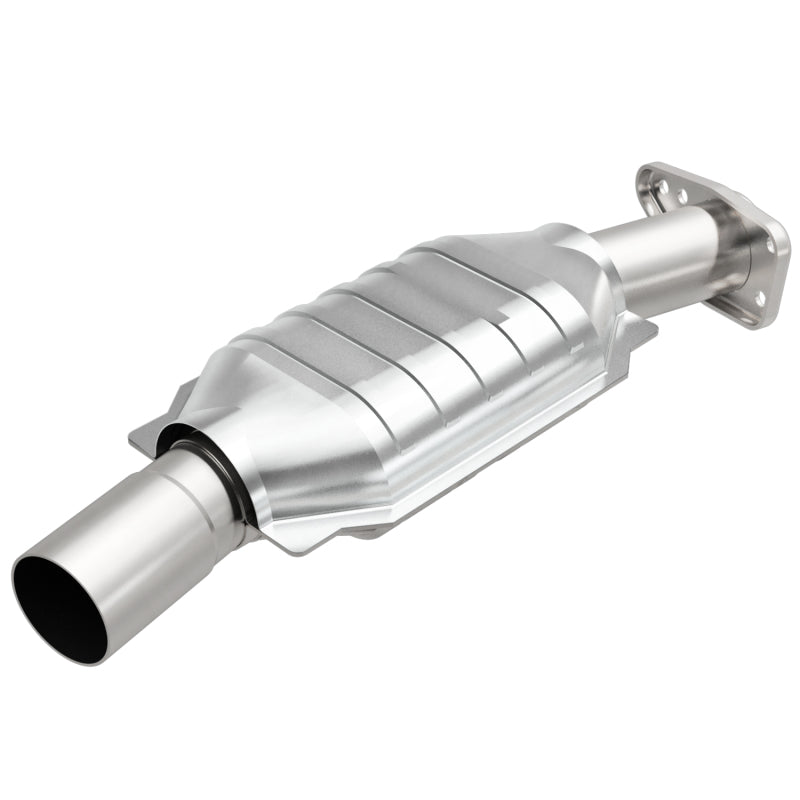 MagnaFlow Standard Grade Federal / EPA Compliant Direct-Fit Catalytic Converter 93431 Photo - Primary