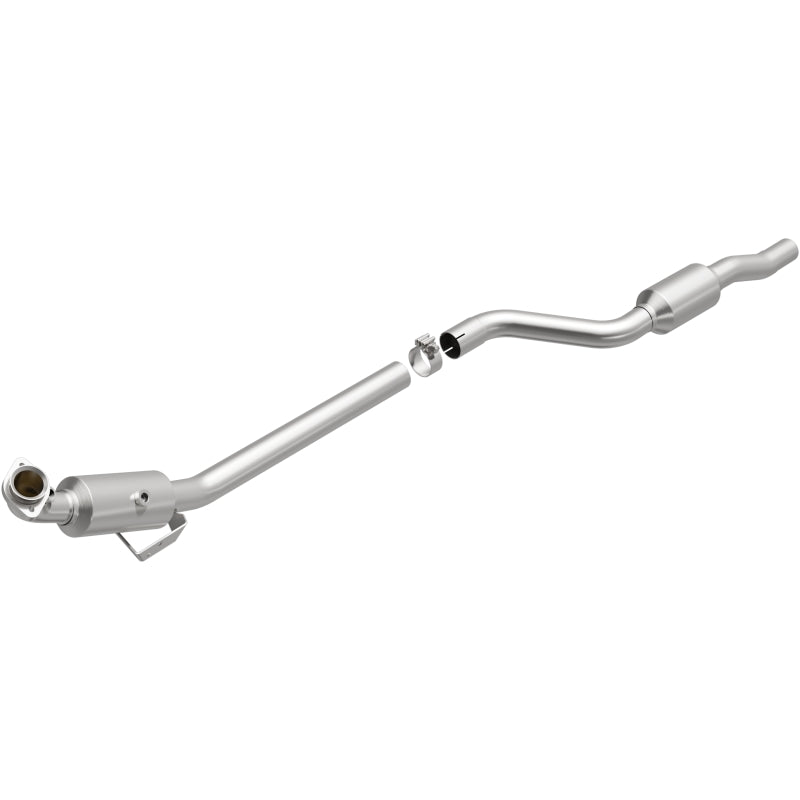 MagnaFlow Mercedes-Benz GLK350 OEM Grade Federal / EPA Compliant Direct-Fit Catalytic Converter 21-440 Photo - Primary