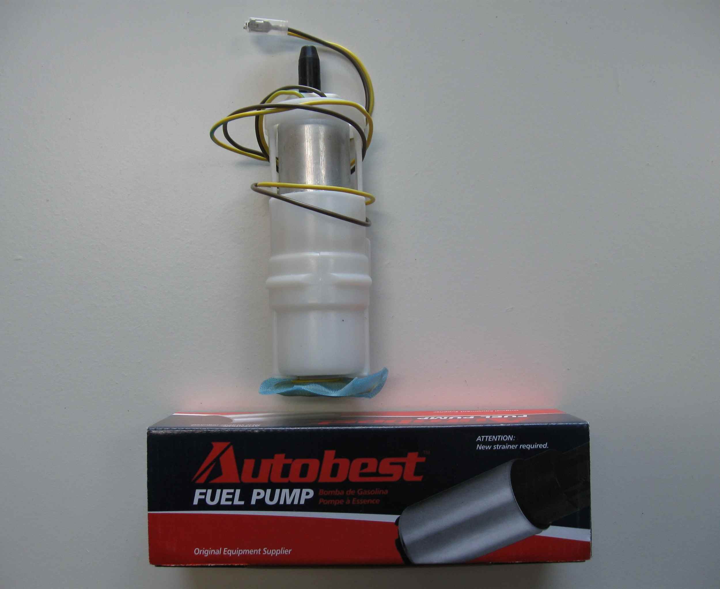 Autobest Fuel Pump and Strainer Set F4301
