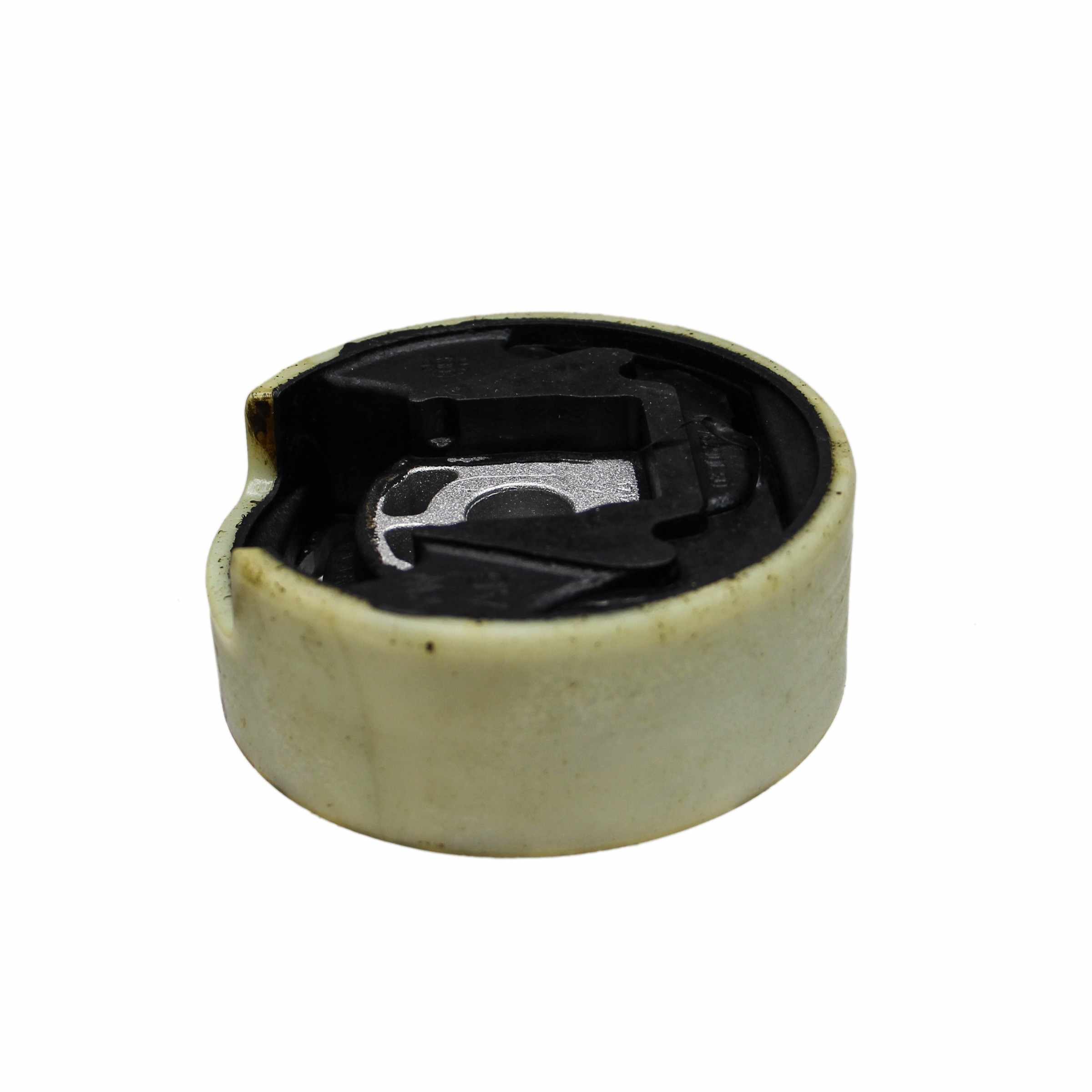 Rein Suspension Subframe Mount AVM0515