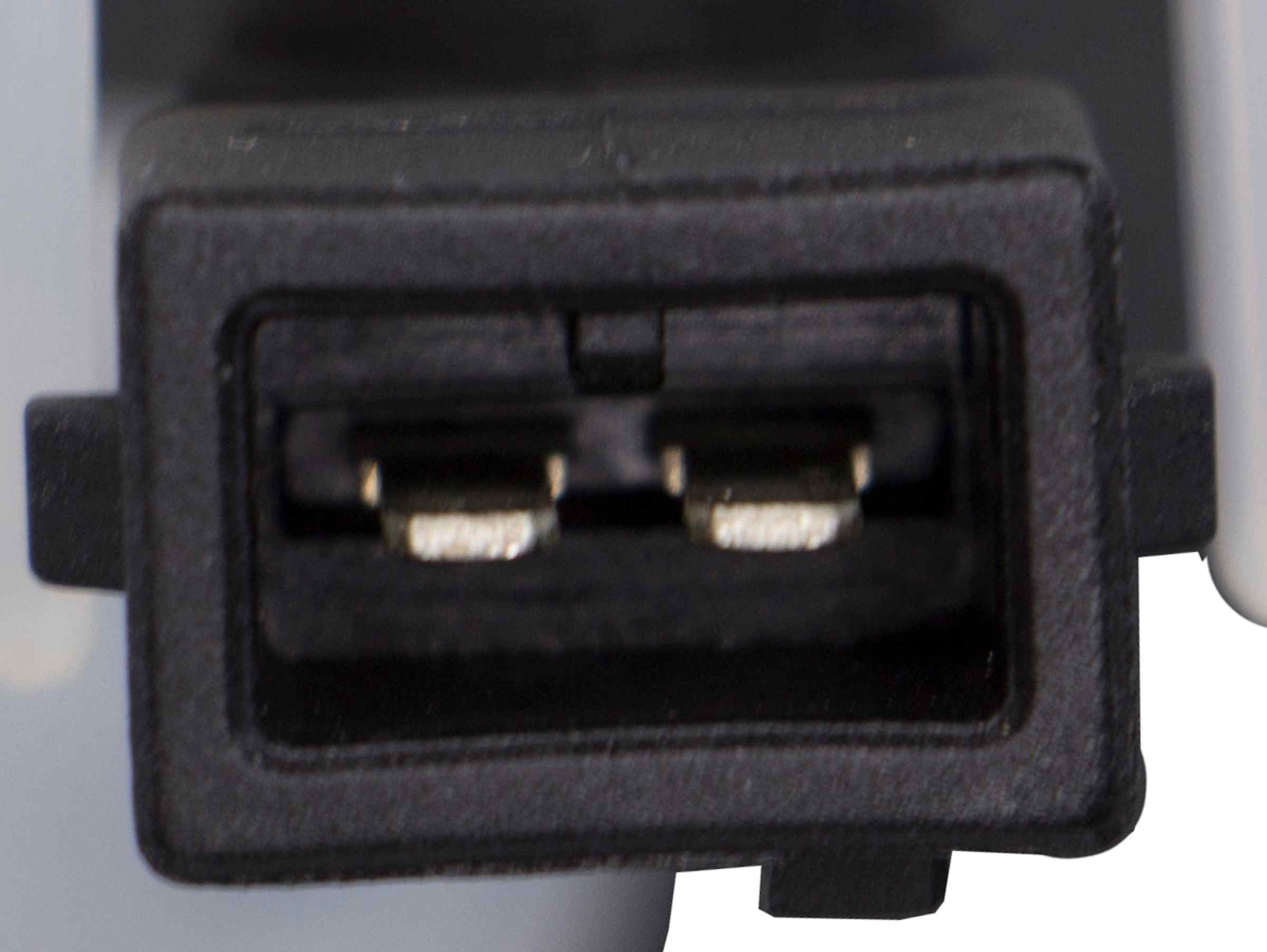 Rein Engine Coolant Reservoir EPT0198