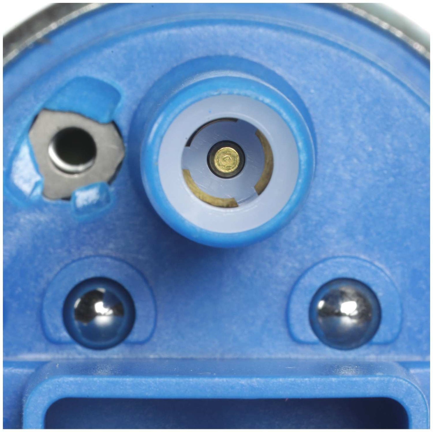 Delphi Fuel Pump and Strainer Set FE0690