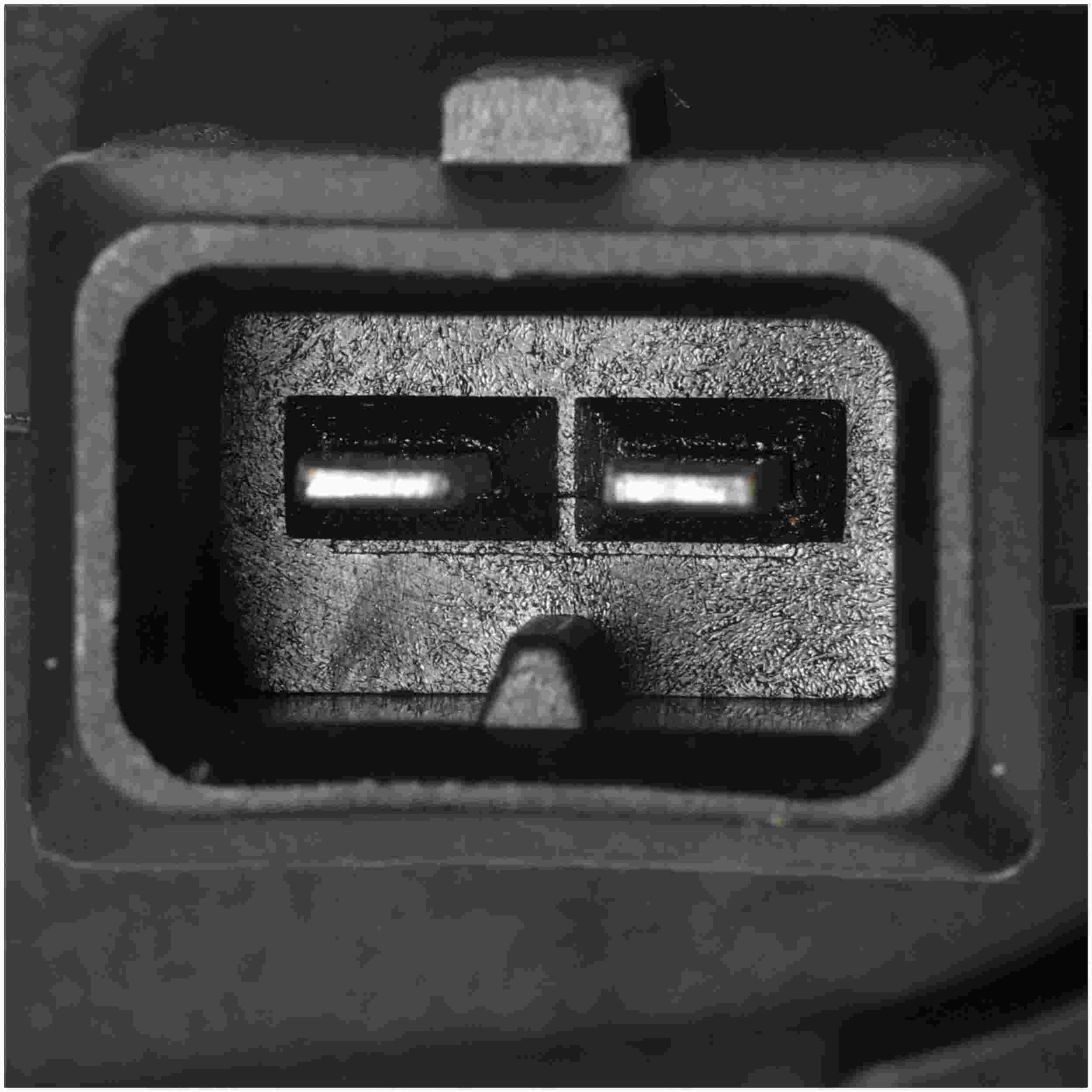 Delphi Engine Crankshaft Position Sensor SS12201