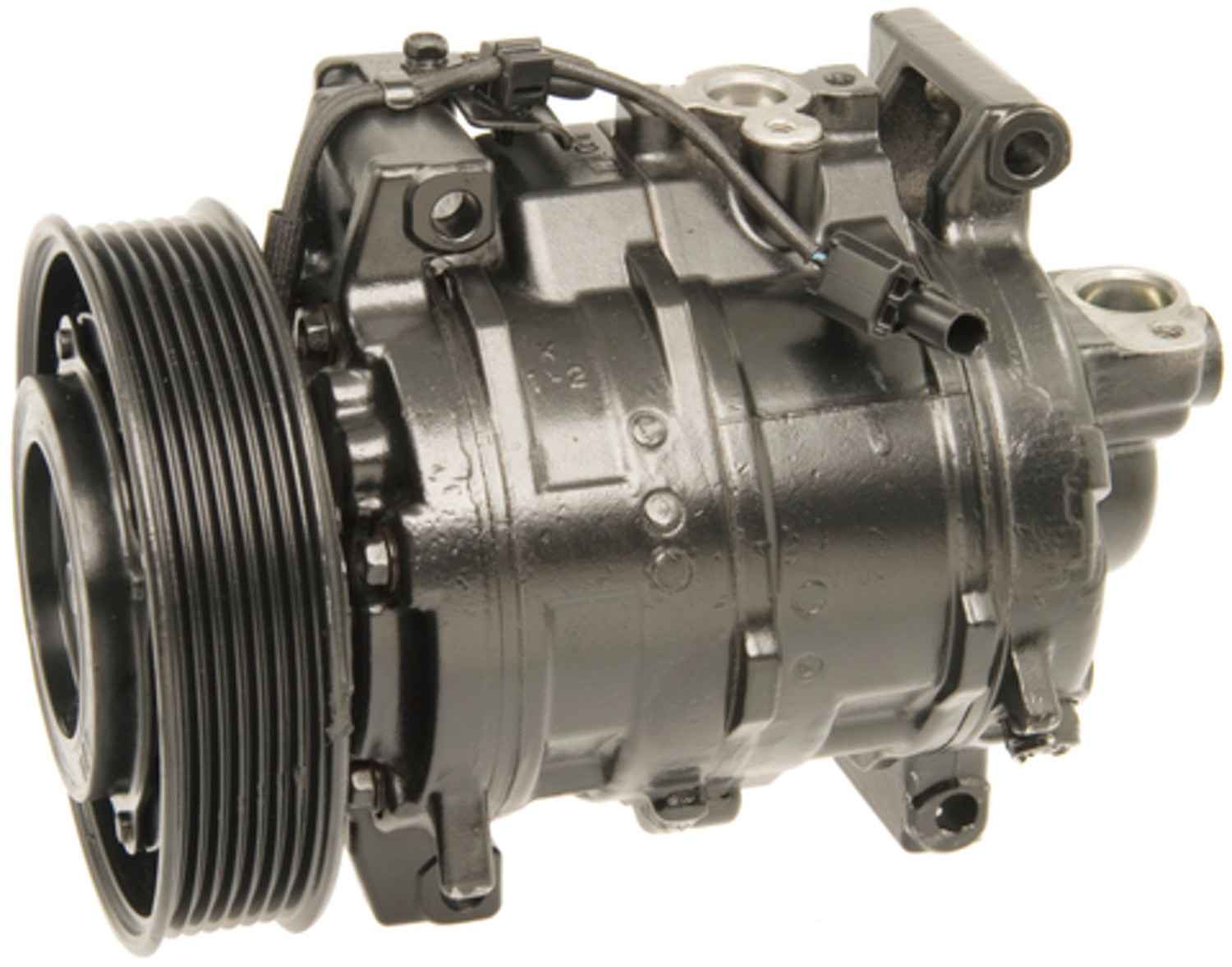 Four Seasons Reman Nippondenso 10SR15C Compressor w/ Clutch 157333