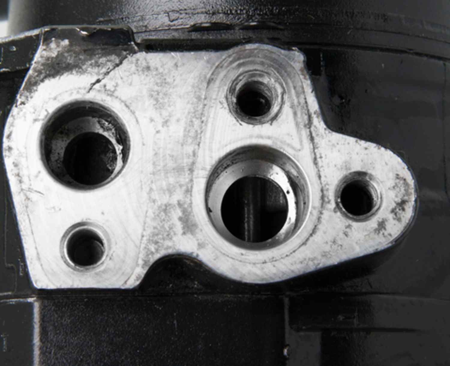 Four Seasons Reman Nippondenso 10S20C Compressor w/ Clutch 157346